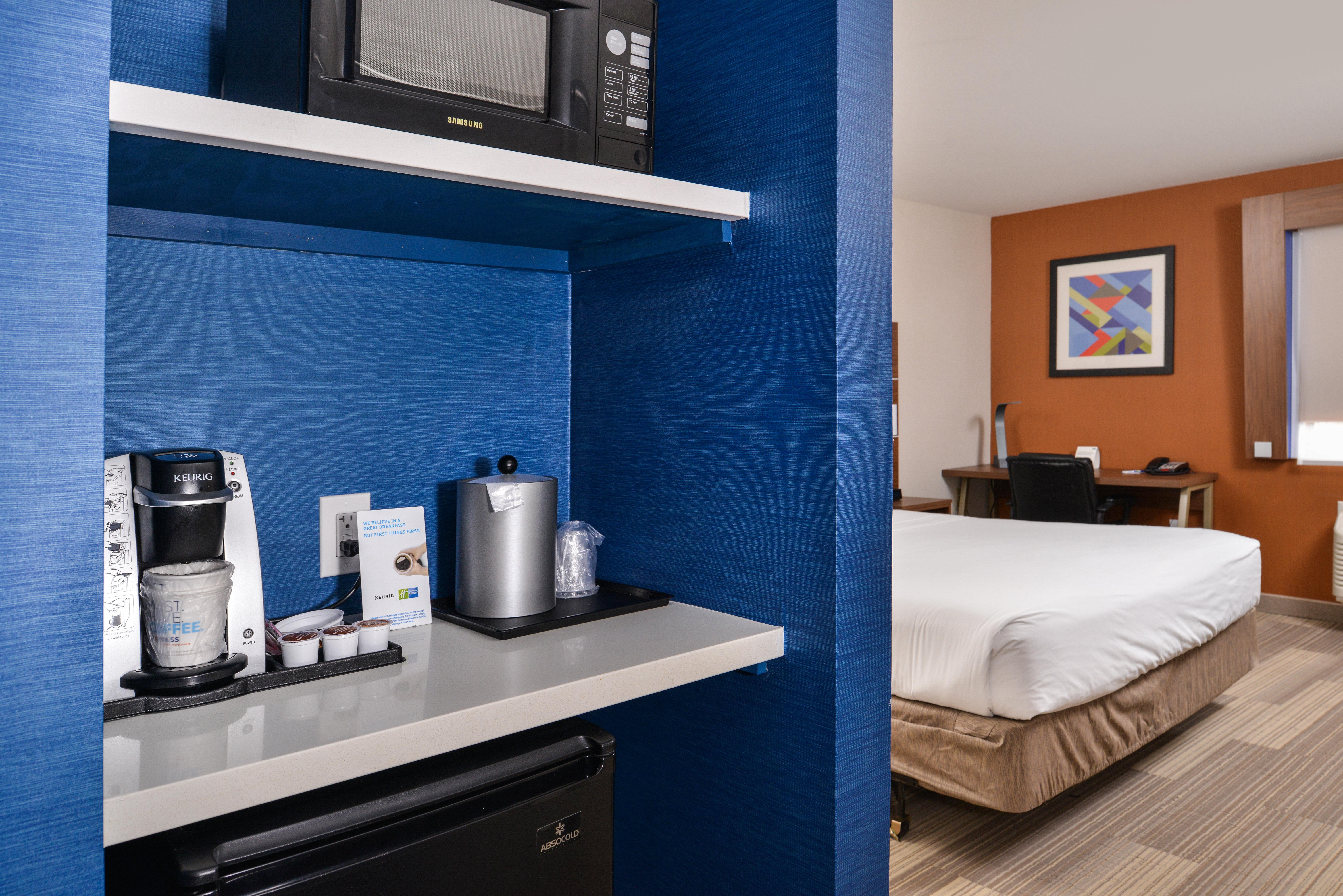 Holiday Inn Express Westley By Ihg Exterior photo