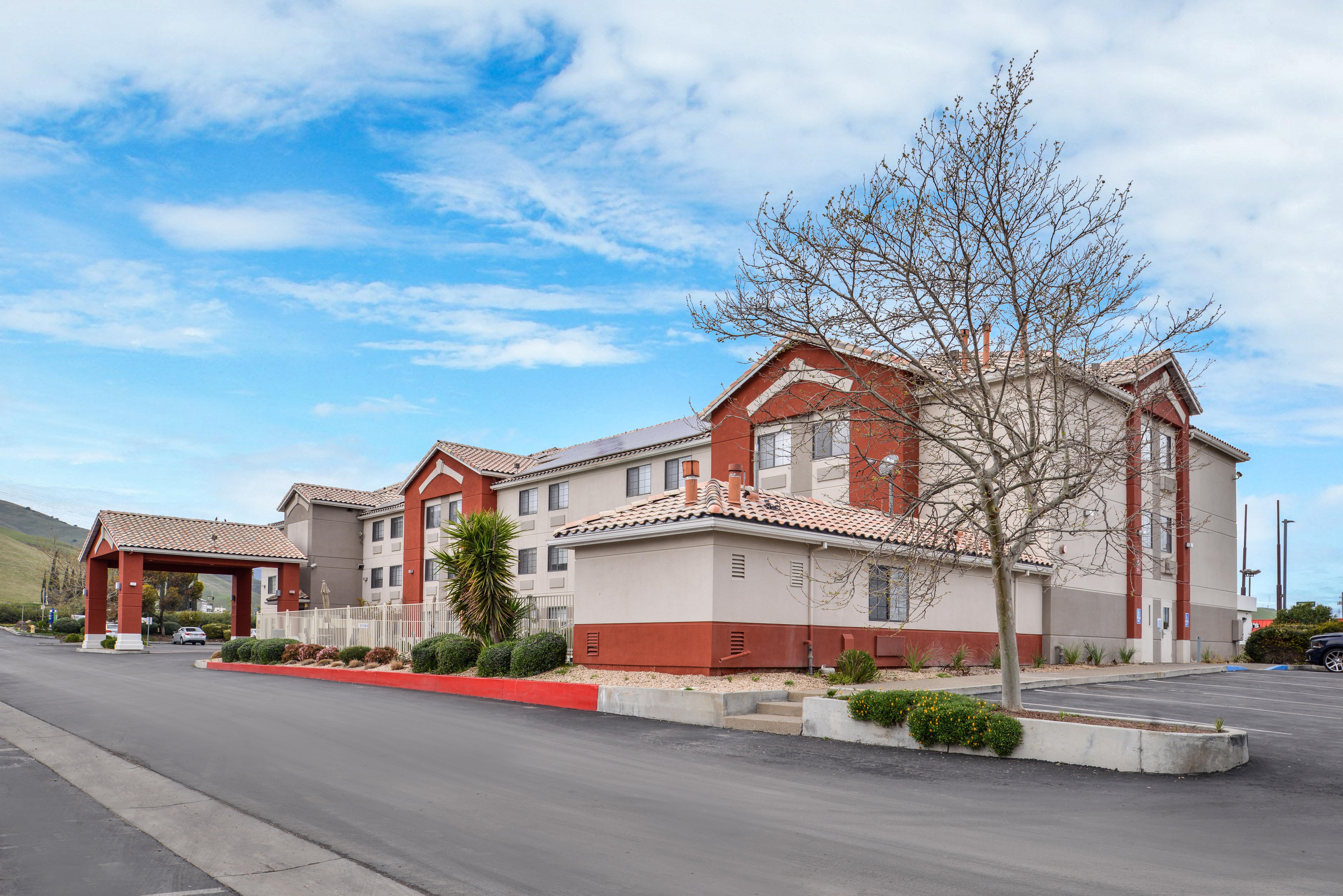 Holiday Inn Express Westley By Ihg Exterior photo